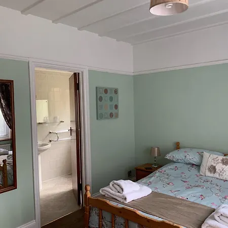 Burleigh House-2
